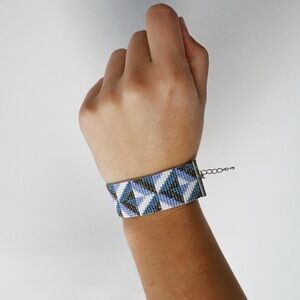Geometric Beaded Bracelet